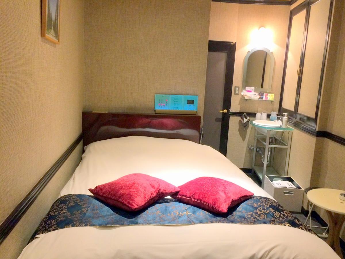 Hotel U Tokio Buitenkant foto
