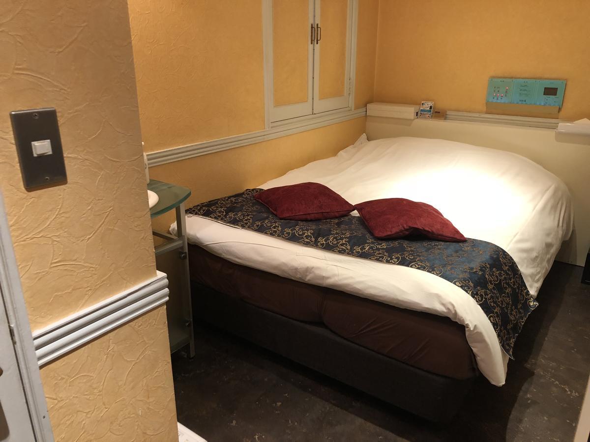 Hotel U Tokio Buitenkant foto