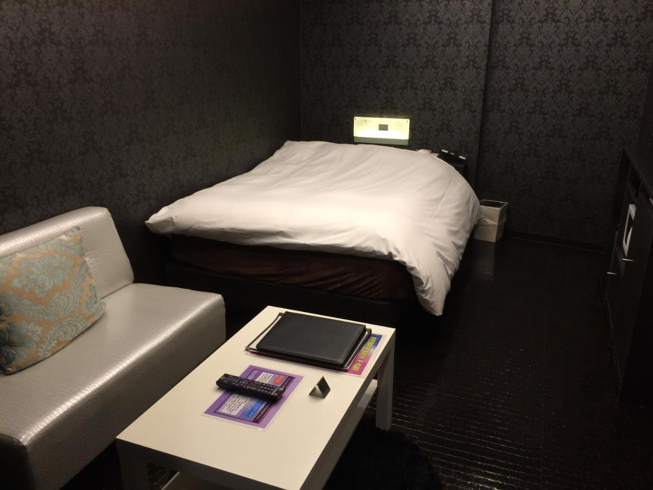 Hotel U Tokio Buitenkant foto